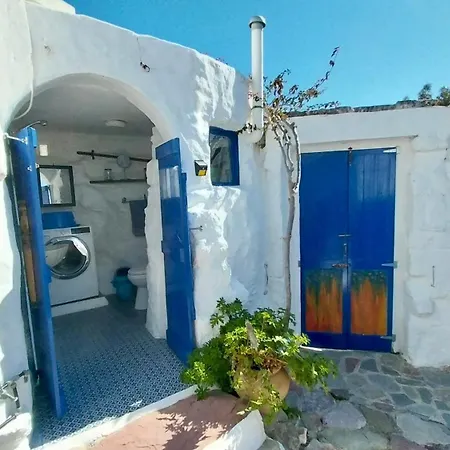3-bed Island - Garden Terrace & Sunset Views * Lachaniá