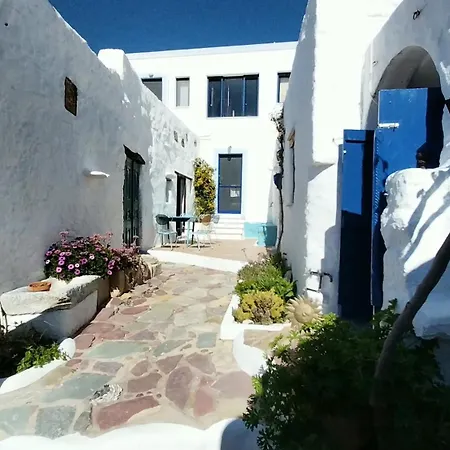 3-bed Island - Garden Terrace & Sunset Views Lachaniá