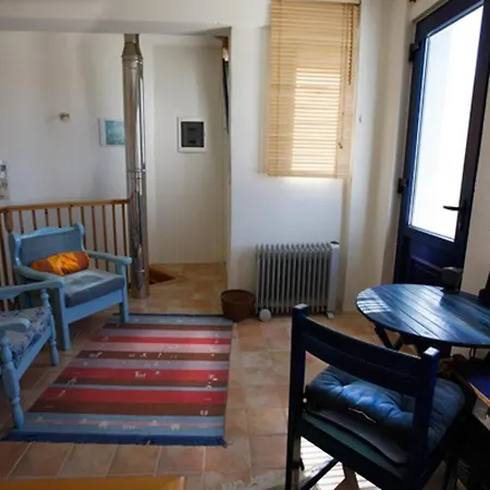 3-bed Island - Garden Terrace & Sunset Views Vakantiehuis Lachaniá